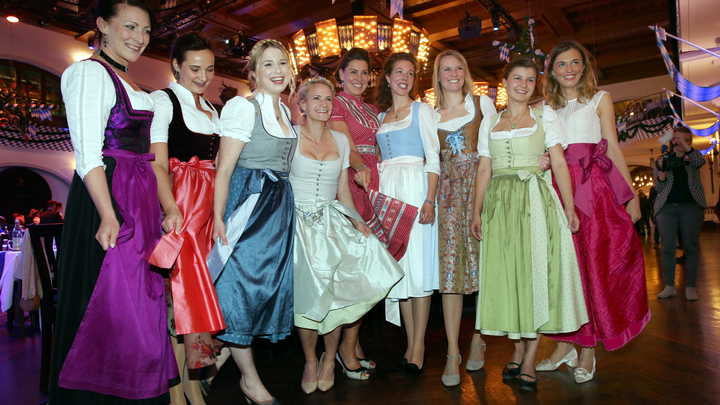 Die Bayerischen Bierköniginnen der letzten Dekade (Bild: Bayerischer Brauerbund)