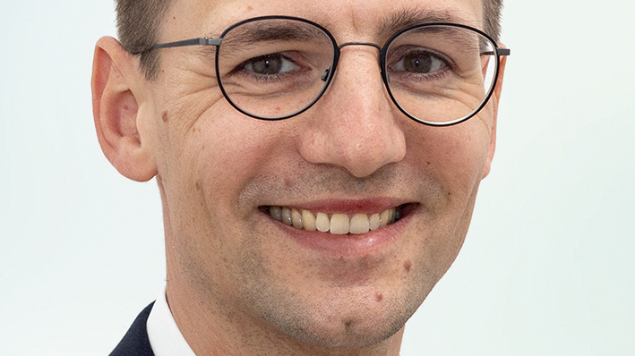 Christian Endraß ist seit 1. April 2024 für den Gesamtvertrieb des Höchstädter Wasseraufbereitungsunternehmens Grünbeck verantwortlich. (Bild: Grünbeck Wasseraufbereitung GmbH)