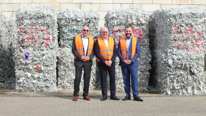 Der Vorstand des Fachverbands Kartonverpackungen für flüssige Nahrungsmittel (FKN) v.l.n.r.: Stephen Naumann (Elopak), Stephan Karl (Tetra Pak) und Volker Bubacz (SIG Combibloc). (Bild: FKN)